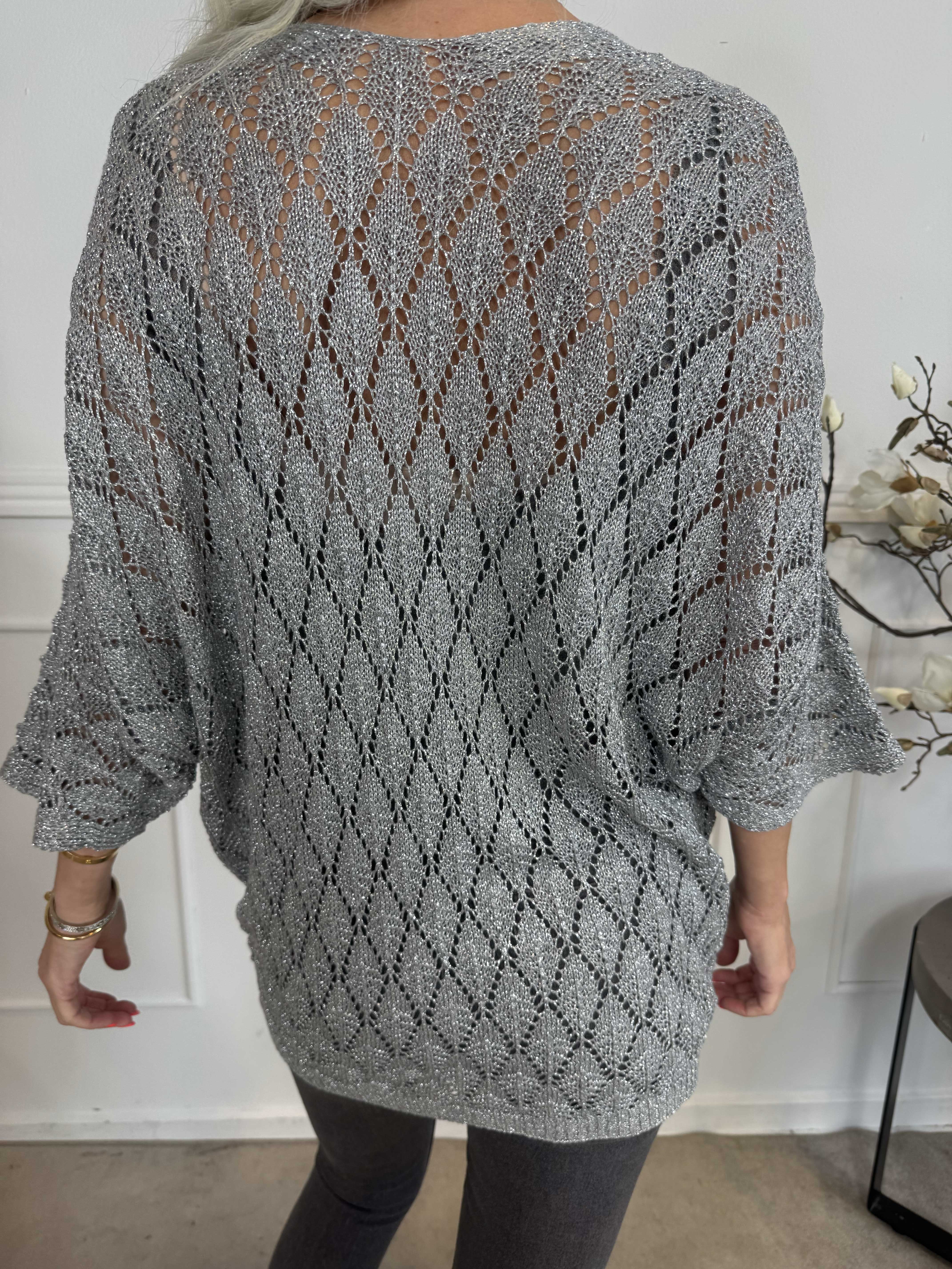 Selena - Sød hæklet cardigan med glittertråde